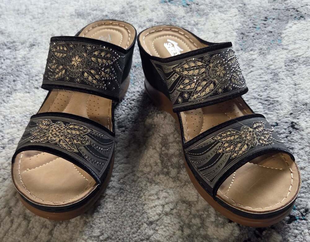 SHIBEVER Wedge Sandals Size 39 Black Floral Rhinestone Slides